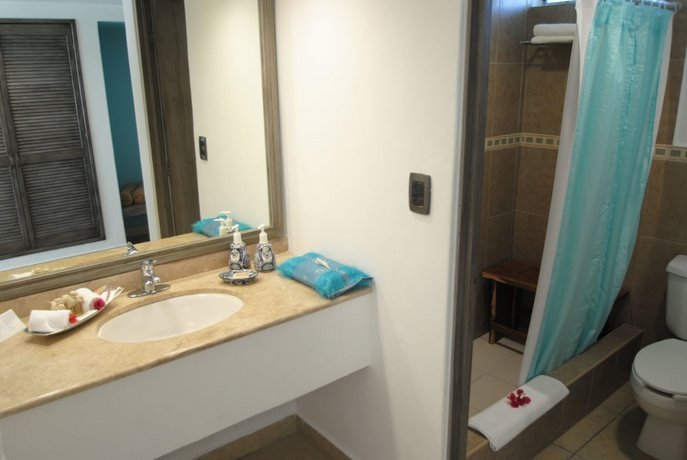 Hotel B Cozumel-Boutique by the Sea