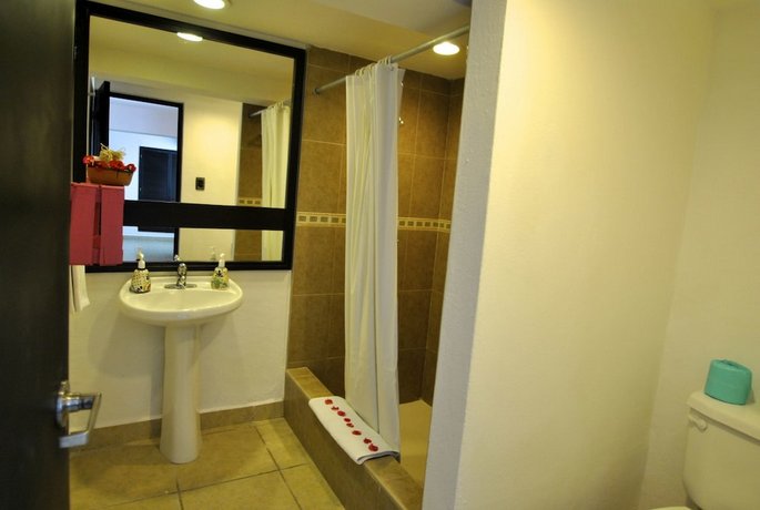 Hotel B Cozumel-Boutique by the Sea