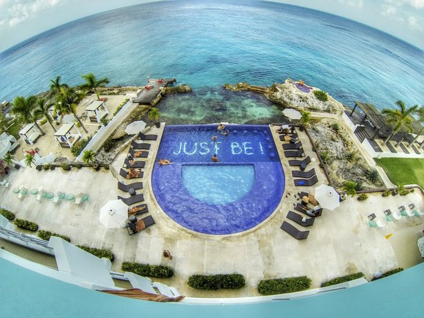 Hotel B Cozumel-Boutique by the Sea