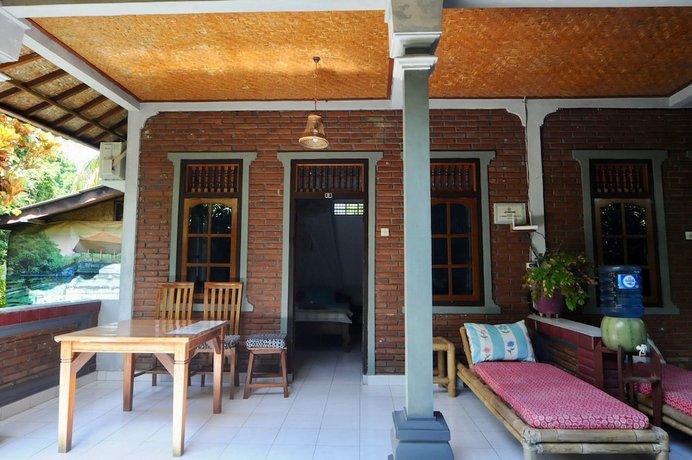 Suastika Lodge
