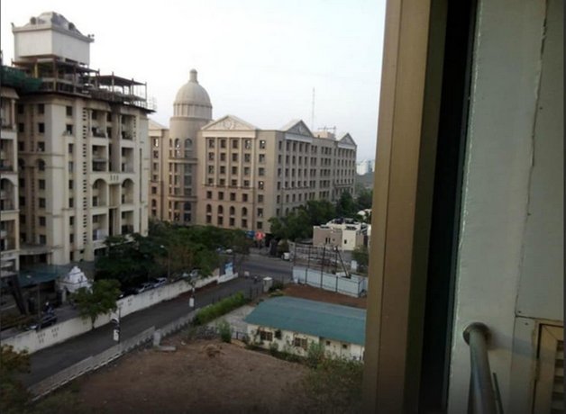 Royal Orchid Golden Suites