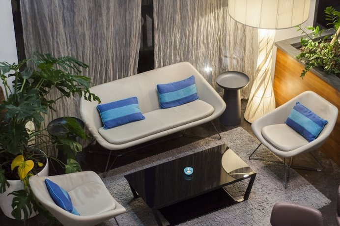 The George Urban Boutique Hotel