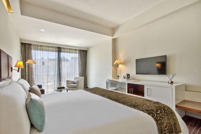 The George Urban Boutique Hotel