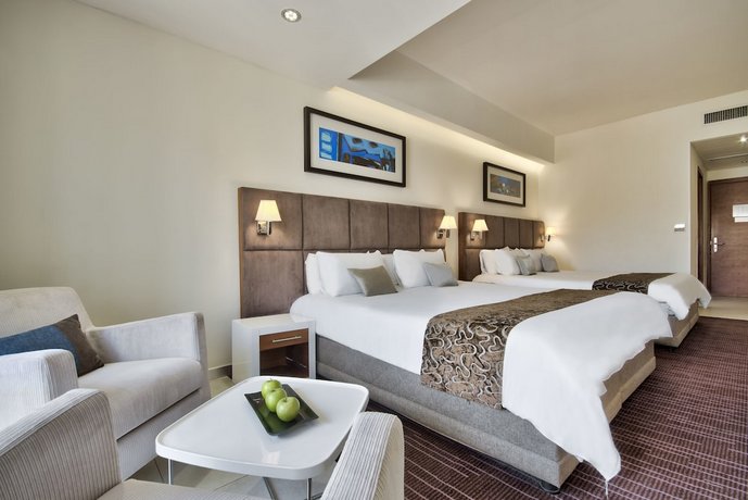 The George Urban Boutique Hotel