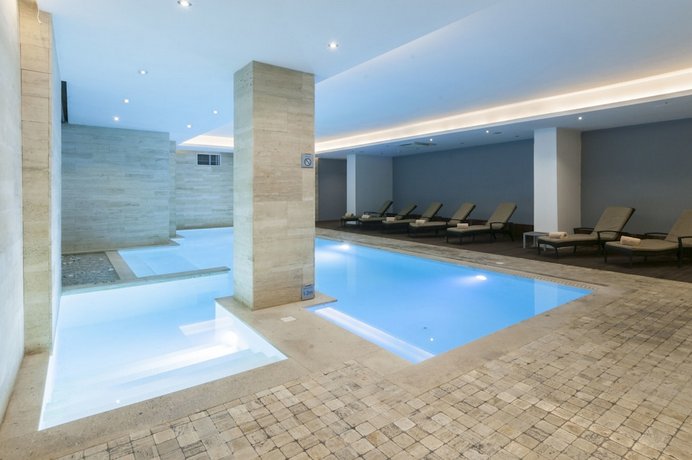 The George Urban Boutique Hotel