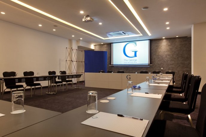 The George Urban Boutique Hotel