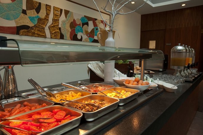The George Urban Boutique Hotel