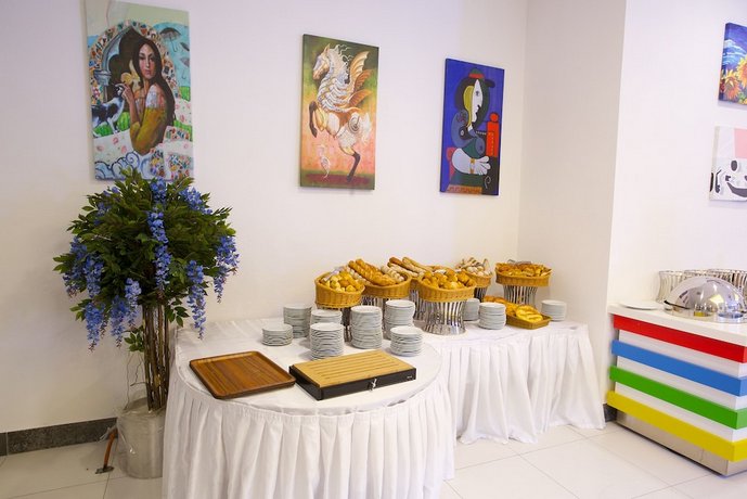 Qua Hotel