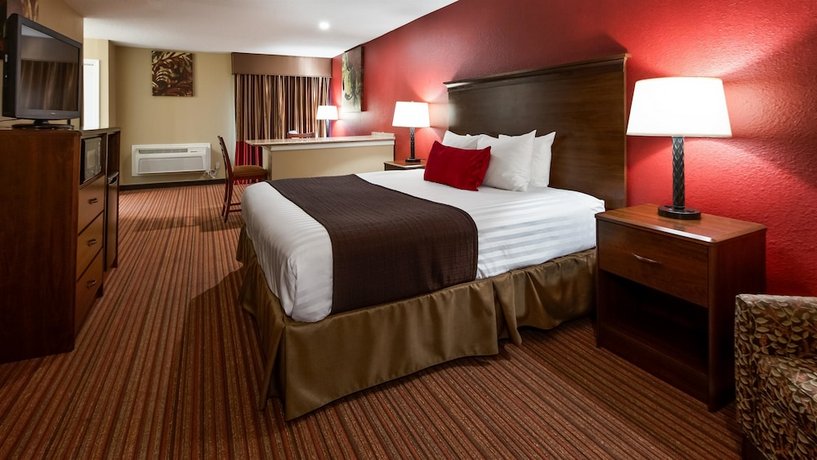 Best Western Plus Fiesta Inn