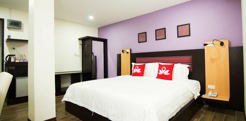 Zen Rooms Residency