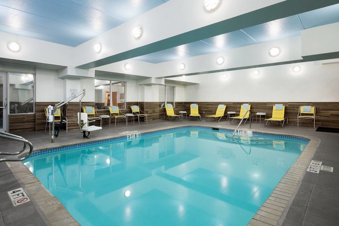 Fairfield Inn & Suites by Marriott San Antonio Airport/North Star Mall