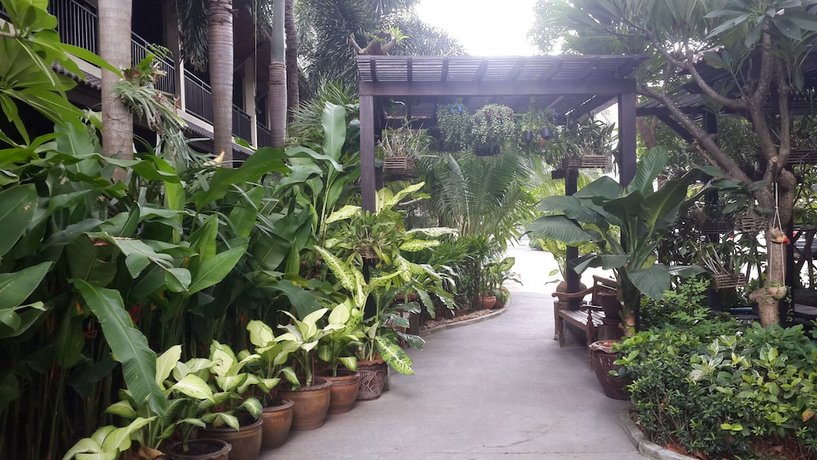 Am Samui Palace
