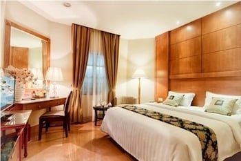 Grand Sakura Hotel