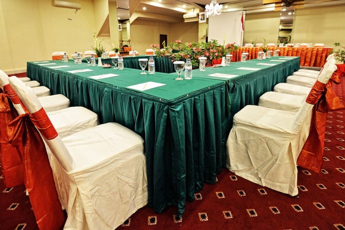 Wina Holiday Villa Hotel