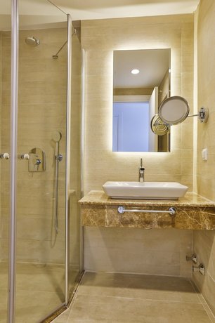 Livia Hotel