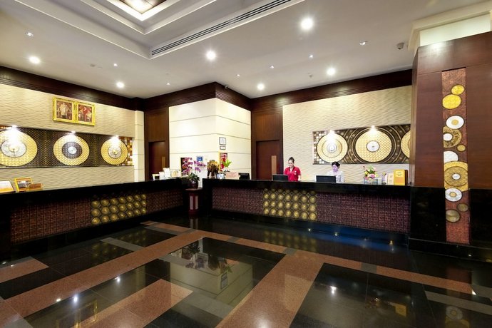 Grand Pacific Sovereign Resort & Spa