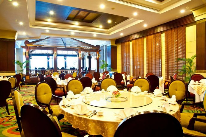 Grand Pacific Sovereign Resort & Spa