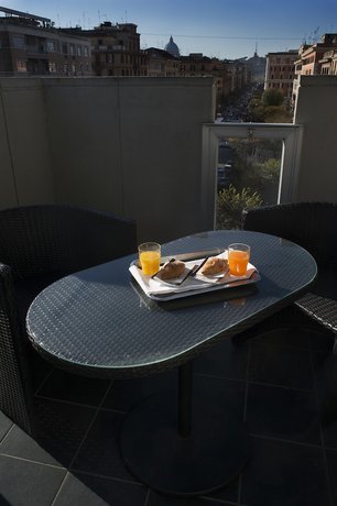 Bar_Restaurant