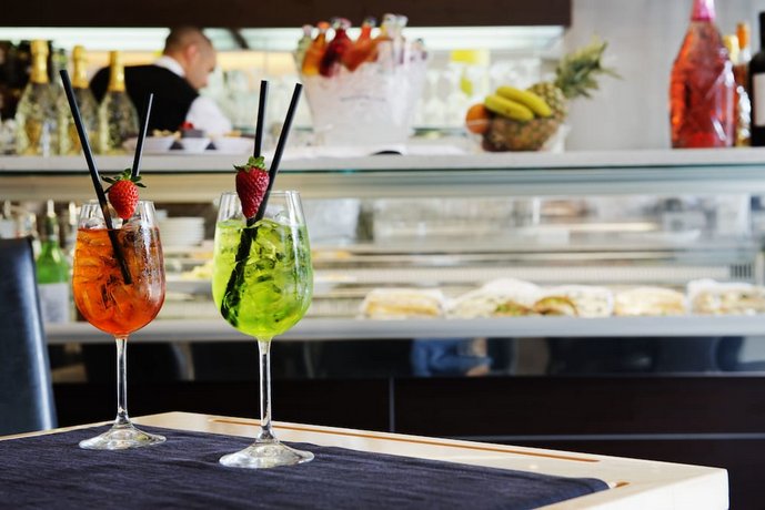 Bar_Restaurant