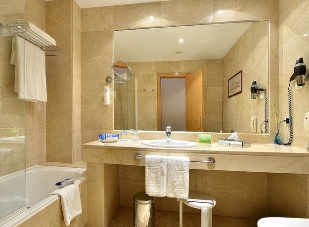 Tryp Malaga Alameda Hotel