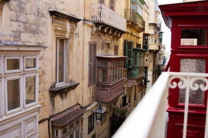 Vallettastay Hostel Accommodations