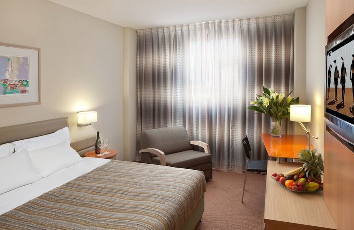 Grand Beach Hotel Tel Aviv