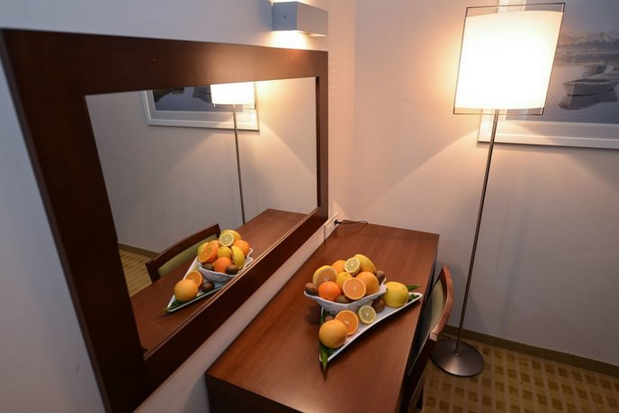 La Luna Island Hotel