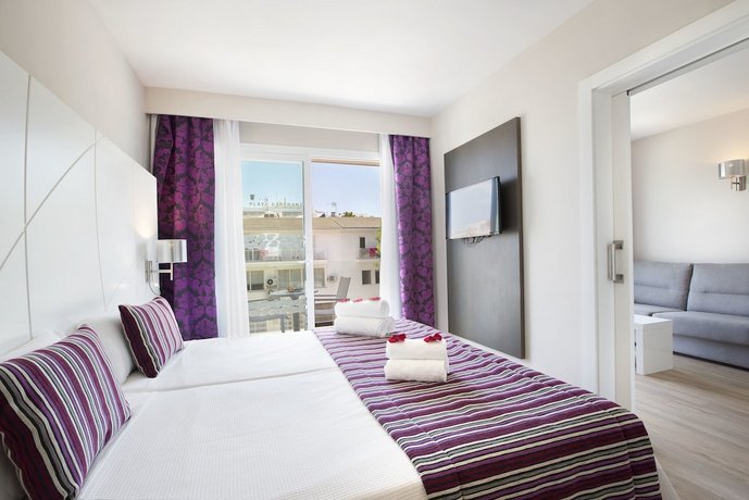 Aparthotel Playa de Muro Suites