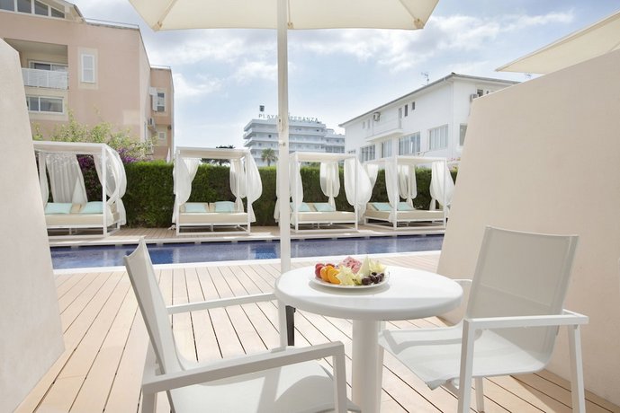 Aparthotel Playa de Muro Suites