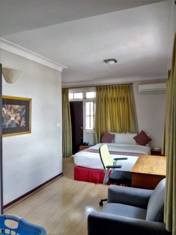 Shaligram Hotel & Spa