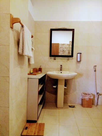 Shaligram Hotel & Spa