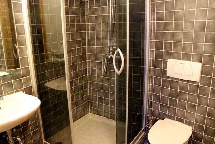 Hotel Fron