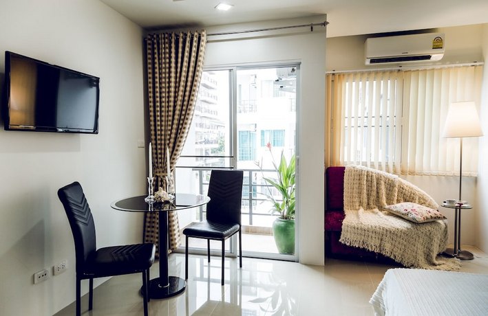 Beach 7 Condo by GrandisVillas