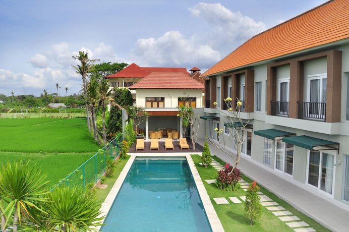 Villa Tangtu Beach Inn