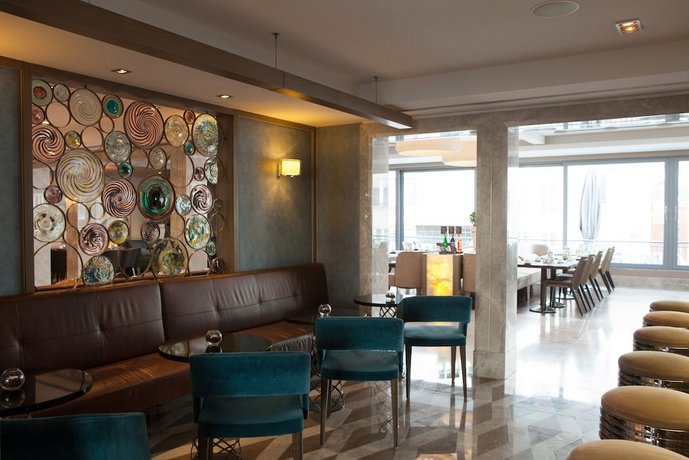 Bar_Restaurant