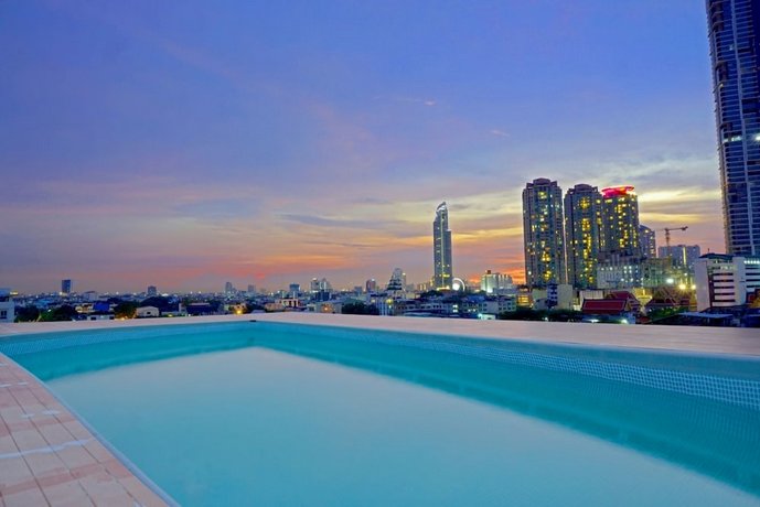 Miloft Sathorn Hotel
