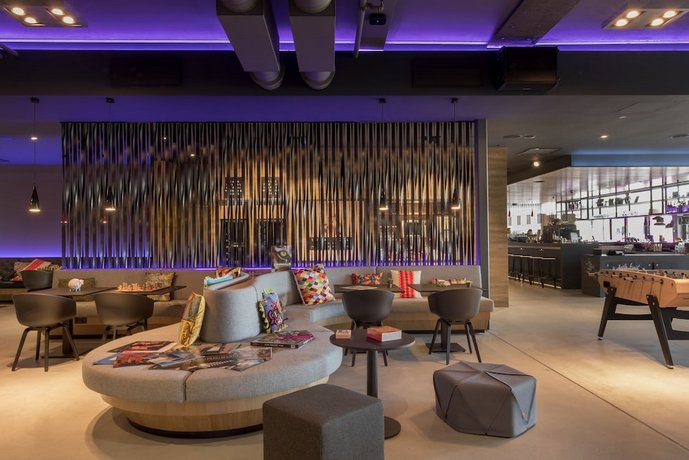 Moxy Oslo X