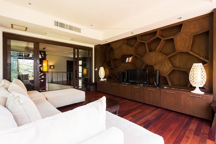 Amatapura Beachfront Villa 15