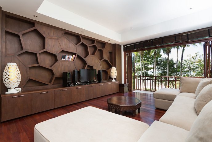 Amatapura Beachfront Villa 15
