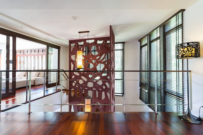 Amatapura Beachfront Villa 15