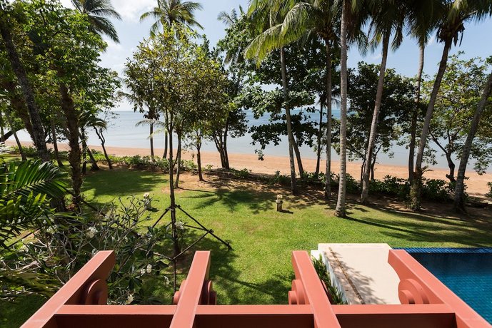 Amatapura Beachfront Villa 15