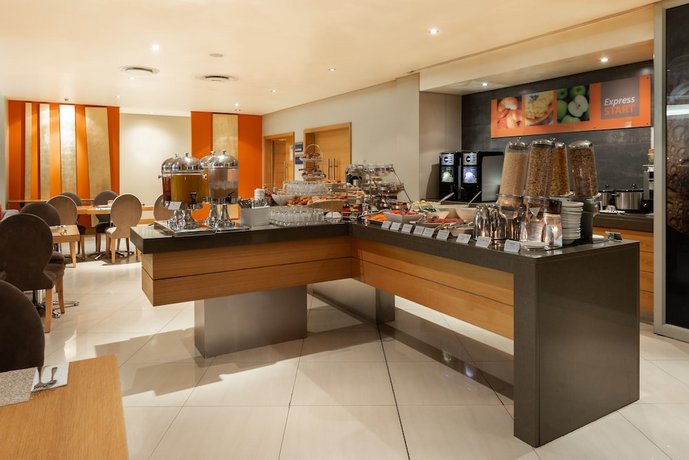 Holiday Inn Express Cape Town City Centre