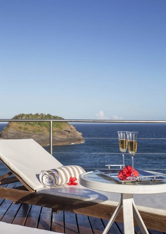 Cliffside Luxury Inn