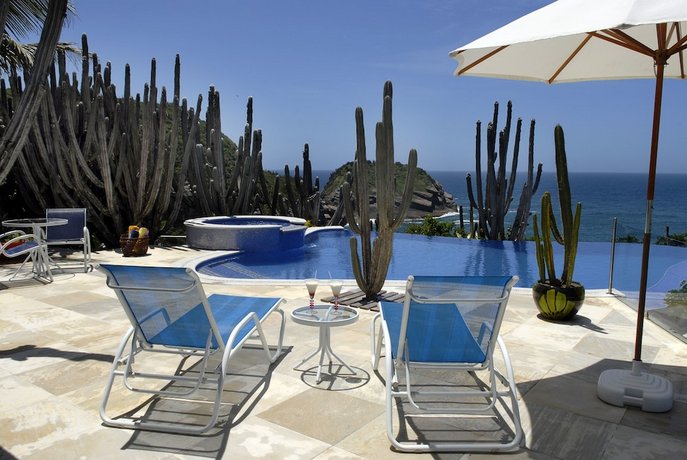 Cliffside Luxury Inn