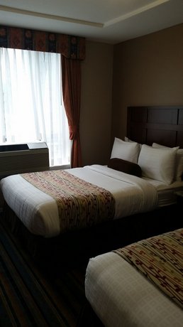 Ramada by Wyndham Vancouver Downtown