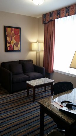 Ramada by Wyndham Vancouver Downtown