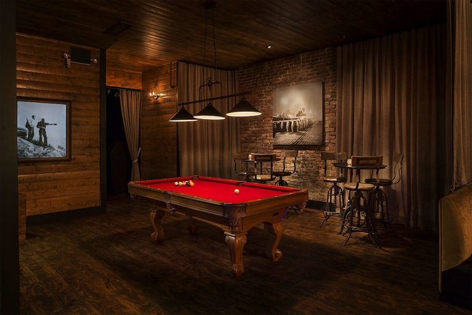 Ramada by Wyndham Vancouver Downtown