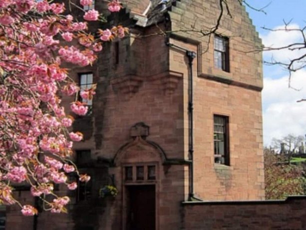 Cathedral House Hotel