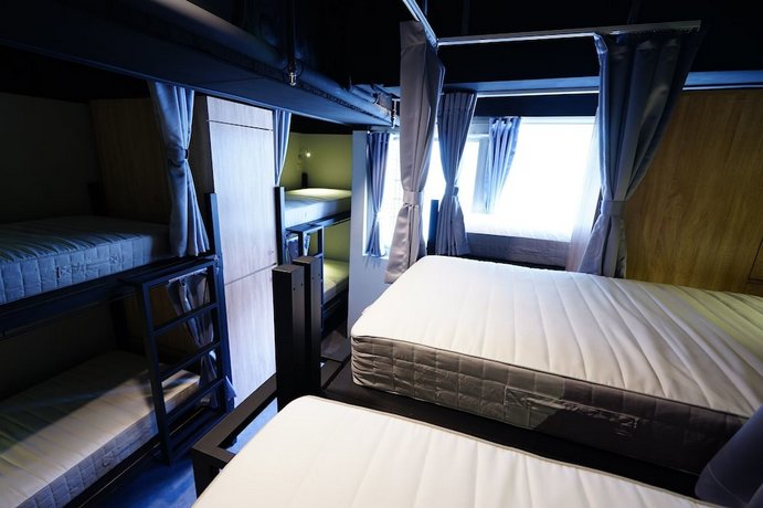 Cavemen Hostel Taipei Station Branch
