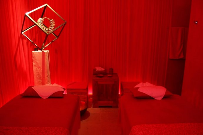 Rouge - Villas & Spa